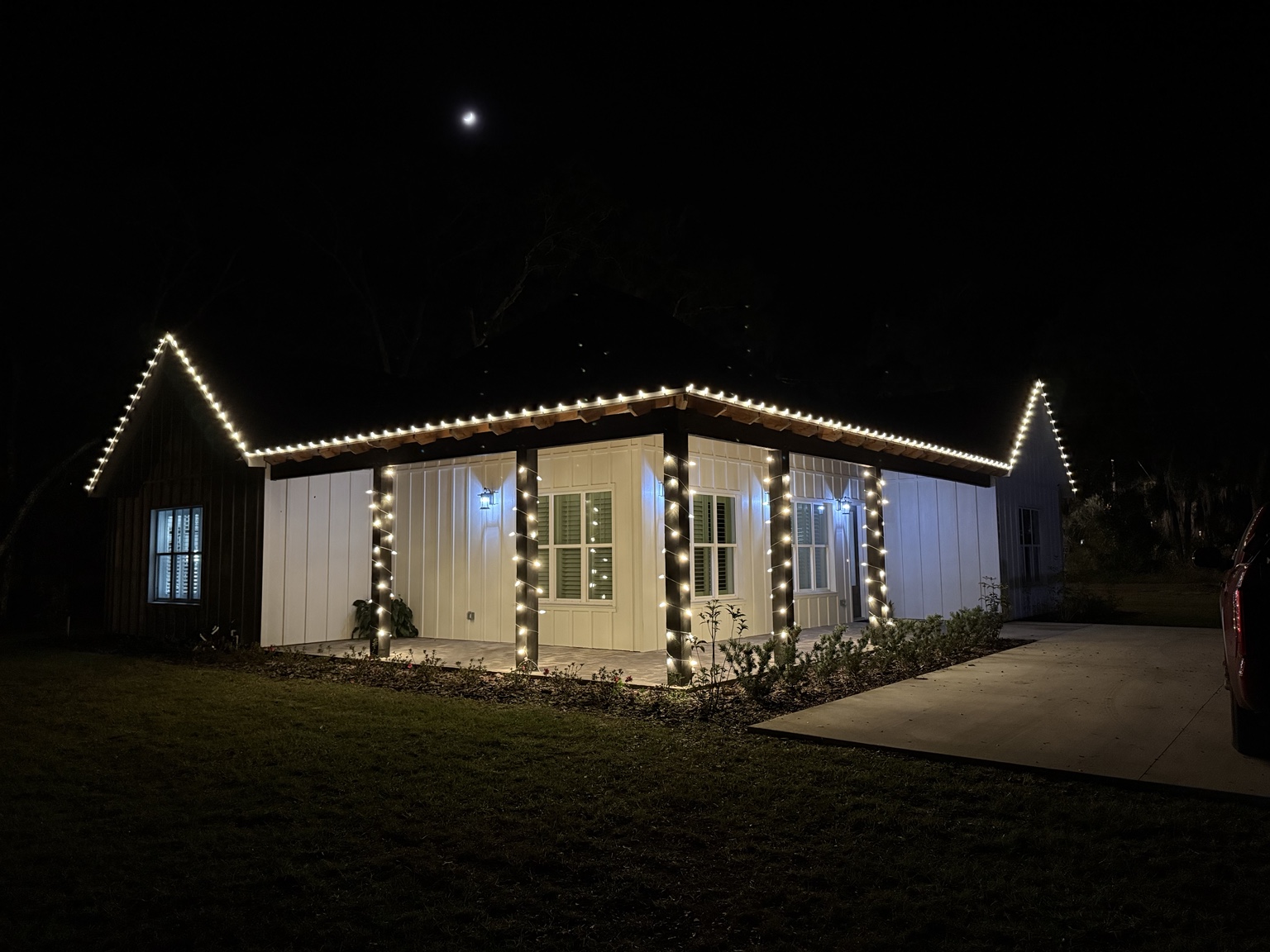 Christmas lights on Florida home